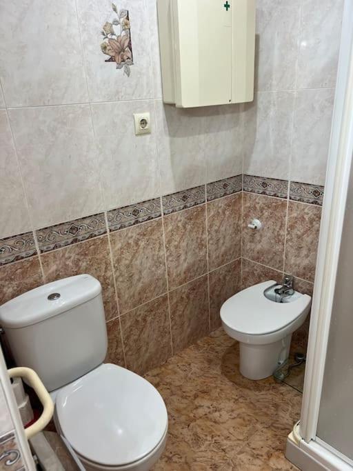 Piso Ideal Para Una Familia Ubicado Cerca Del Mar Blanes Bagian luar foto